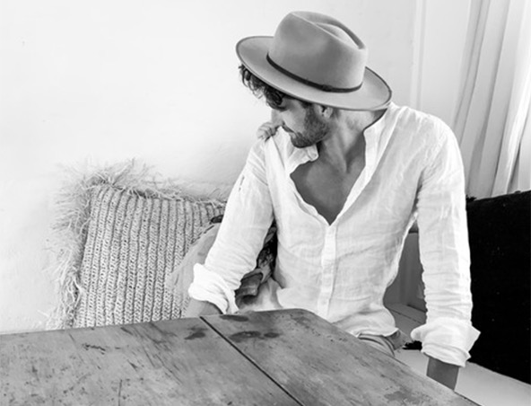 Sam, musical soloist in Brisbane