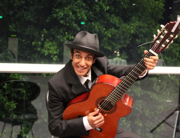 Sandro, musical soloist in Brisbane