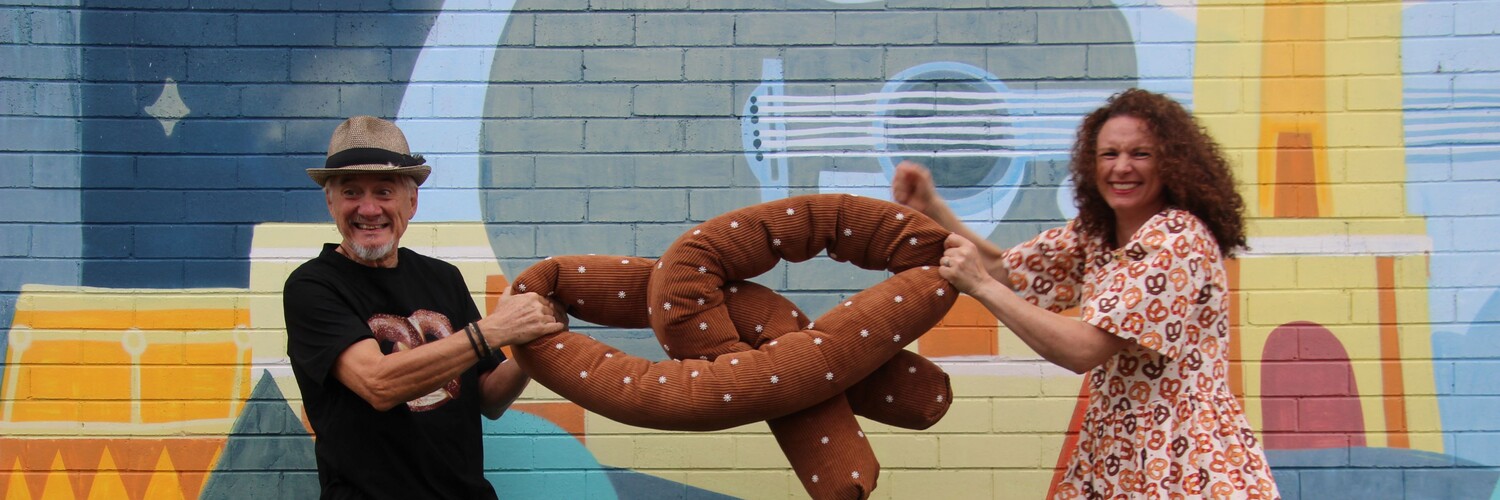 Pretzel Poem Project, children's singer in Brisbane, photo 3