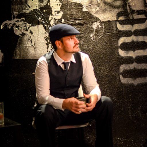 Chris Palmer, singer in Brisbane