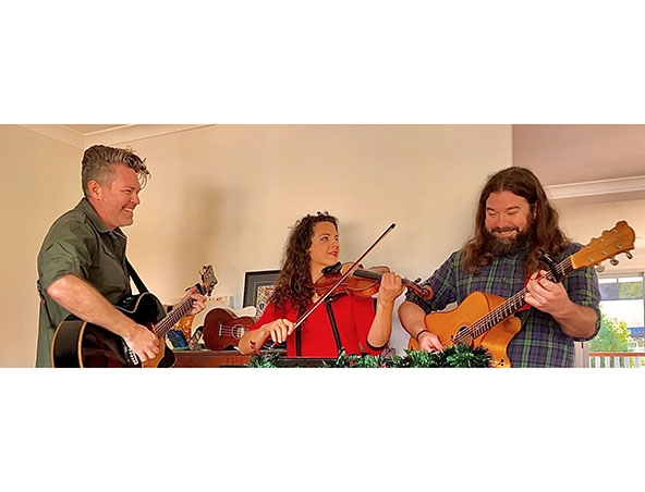 Christmas Sweaters, musical trio in Brisbane, photo 2
