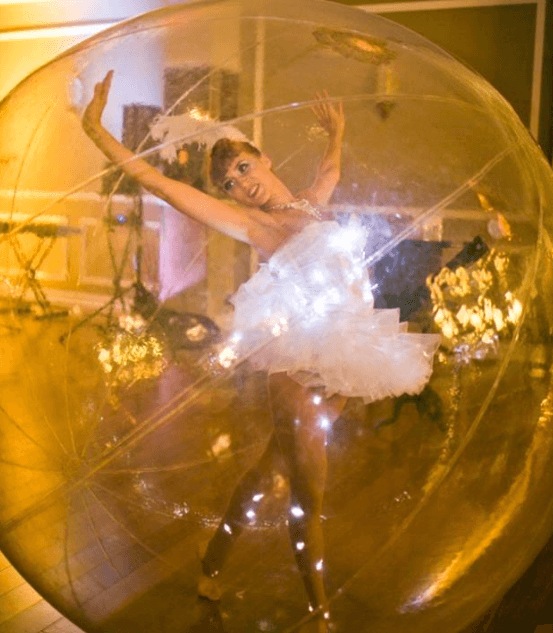 Dreamsphere, circus act in Brisbane