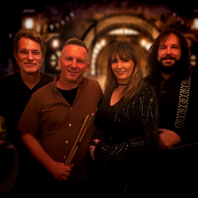 Fifth Avenue, cover band in Brisbane, photo 2