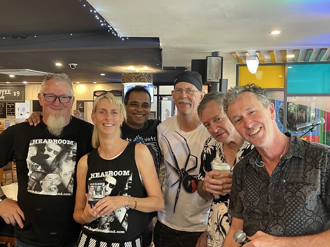 Headroom, cover band in Brisbane, photo 3
