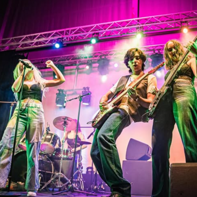 Iridescent, cover band in Brisbane, photo 2