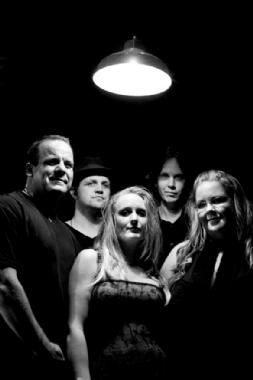 Platinum Crush, cover band in Brisbane, photo 2