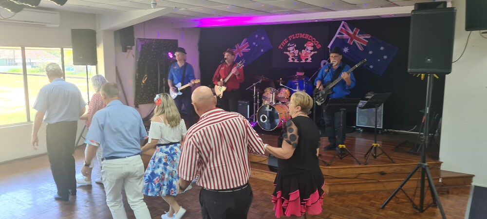 Plumbdogs, cover band in Brisbane, photo 3
