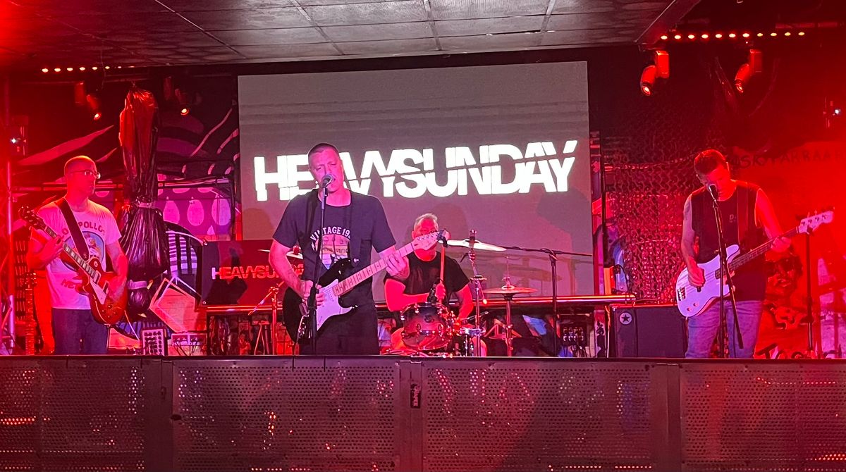 Heavy Sunday, cover band in Brisbane