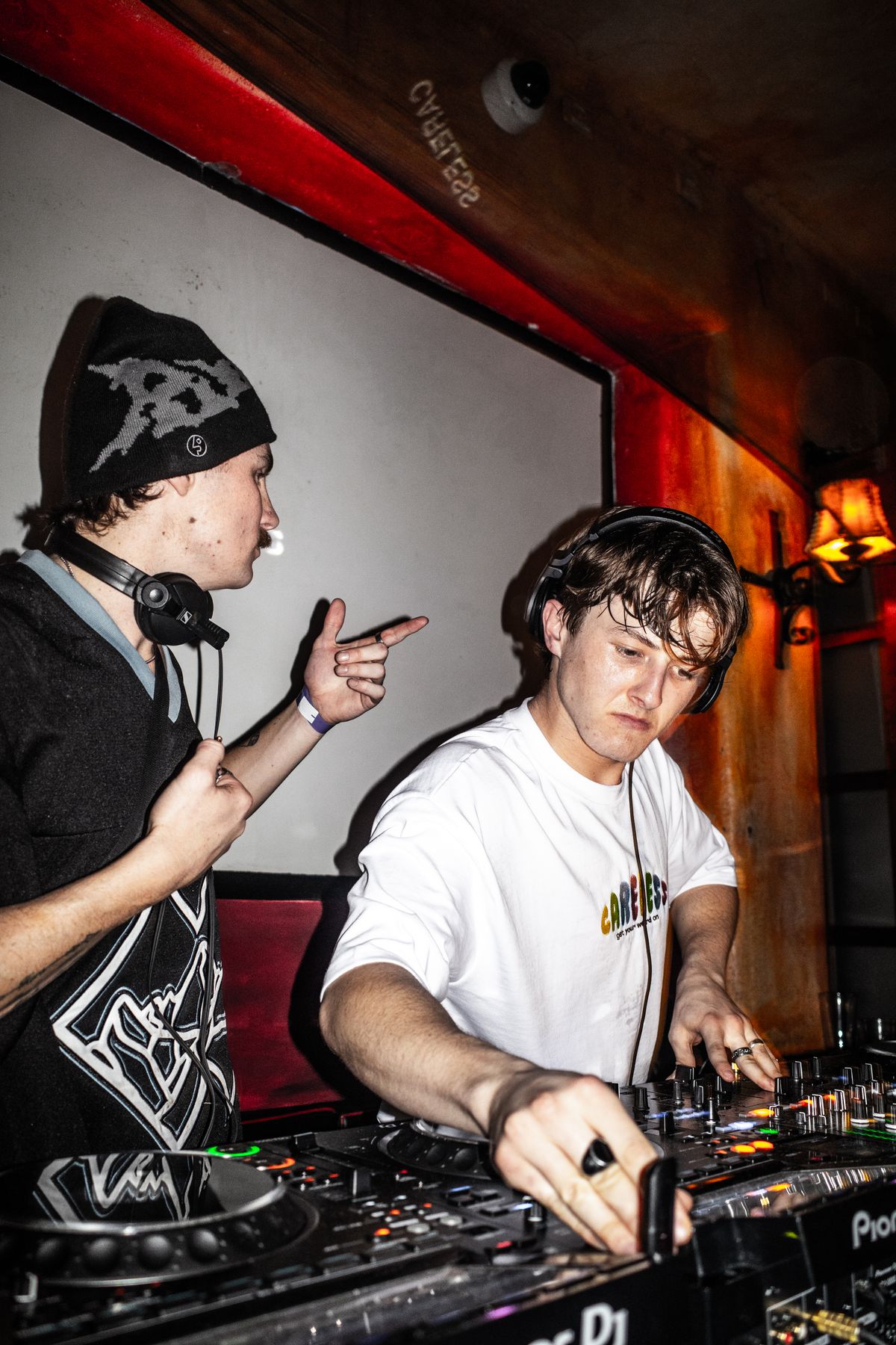 CRUZ DAY, dj in Brisbane