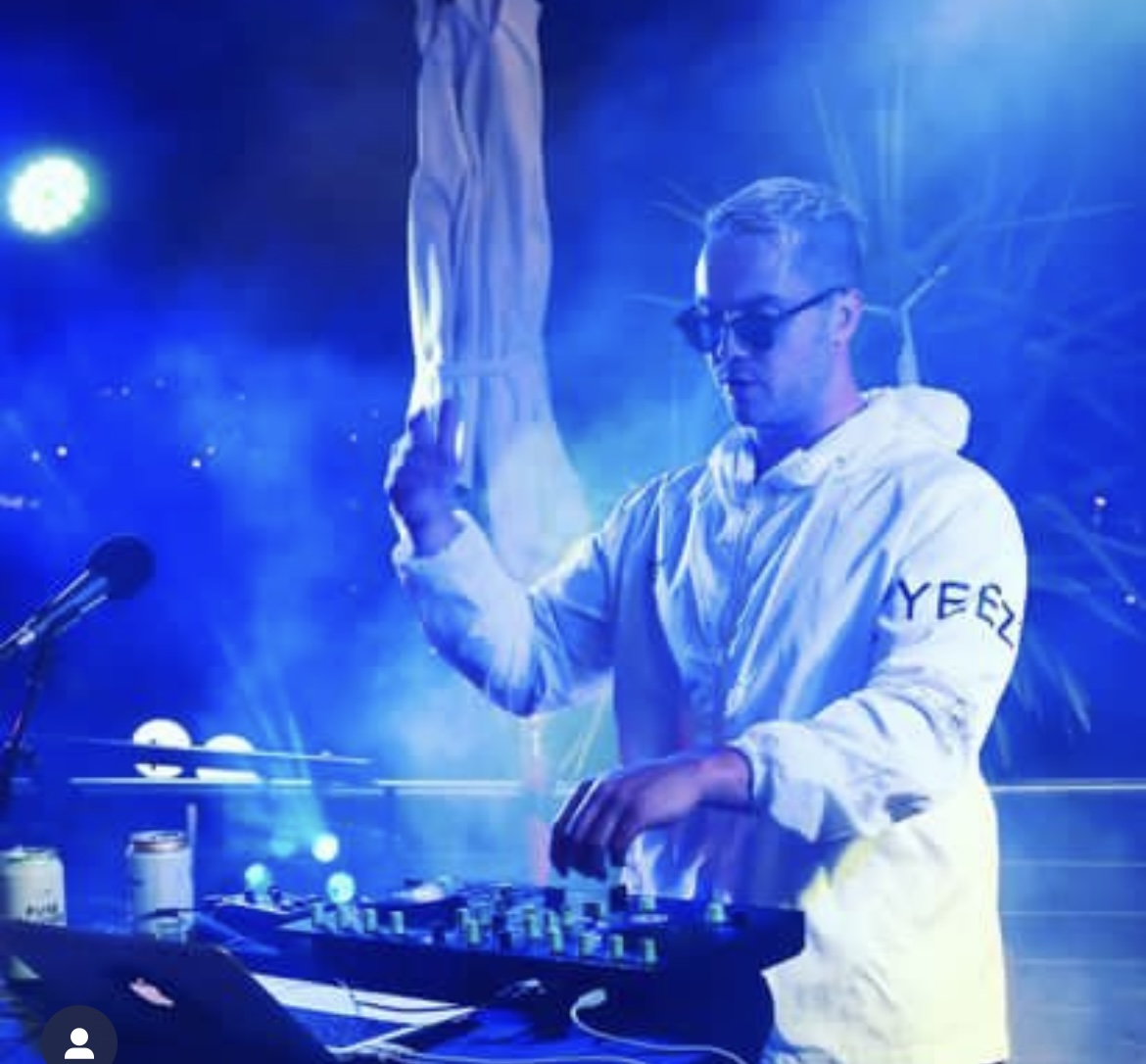 Disposition, dj in Brisbane