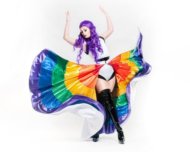 Liz Anya - Drag Queen/Hostess, live in Brisbane, photo 3