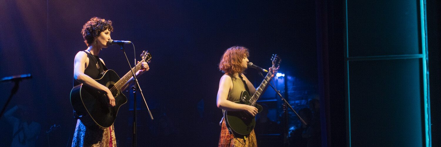 Mig & Ash, musical duo in Brisbane, photo 3