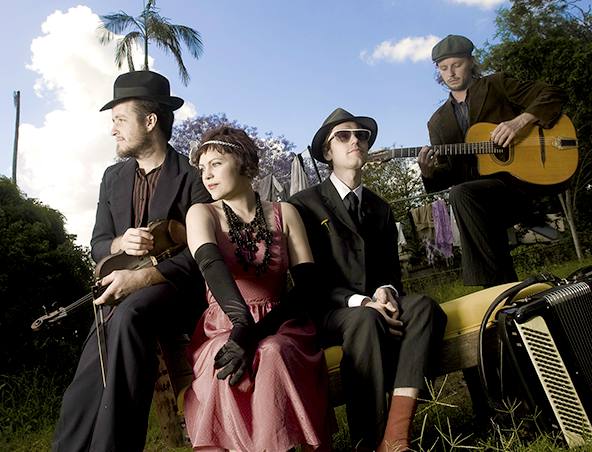 Foxlane, string ensemble in Brisbane, photo 2