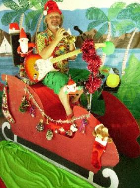 Art the Magical Santa, holiday costume character in Brisbane