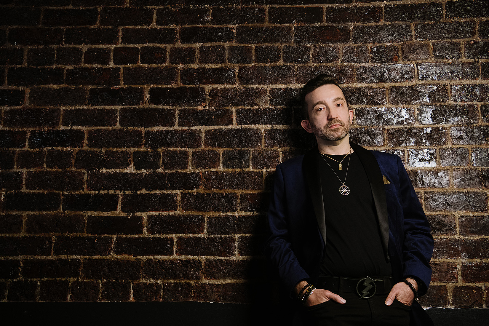 Dizzy, hypnotist in Brisbane