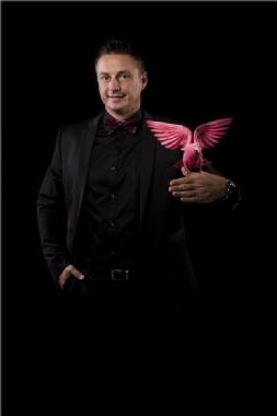 Drace Illusionist, illusionist magician in Brisbane, photo 3
