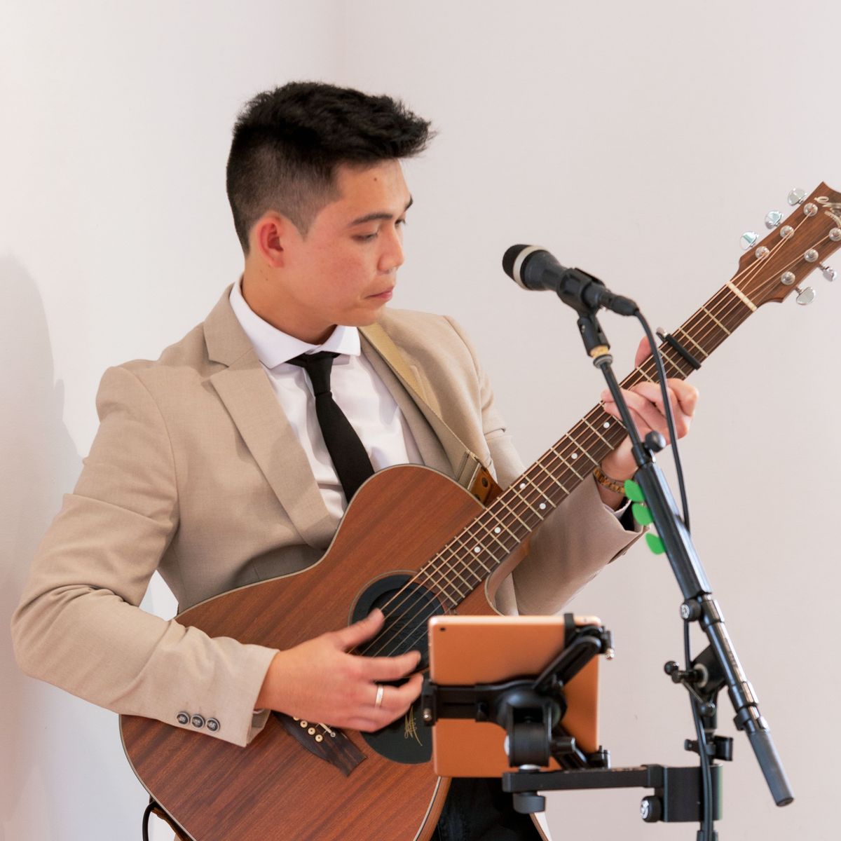 Jordan Briton, singer in Brisbane