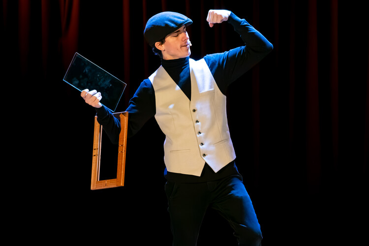 Aiden Schofield, magician in Brisbane, photo 3