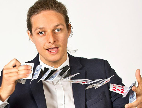 Brisbane Magician Jason, live in Brisbane