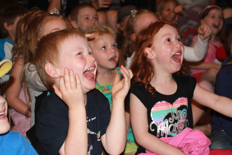 Hilarious Kids/Adults Magician - Magic Mike, live in Brisbane, photo 3