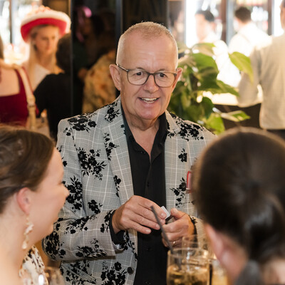 Steve Giles, magician in Brisbane, photo 2