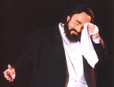 Luciano Pavlova, musical comedian in Brisbane