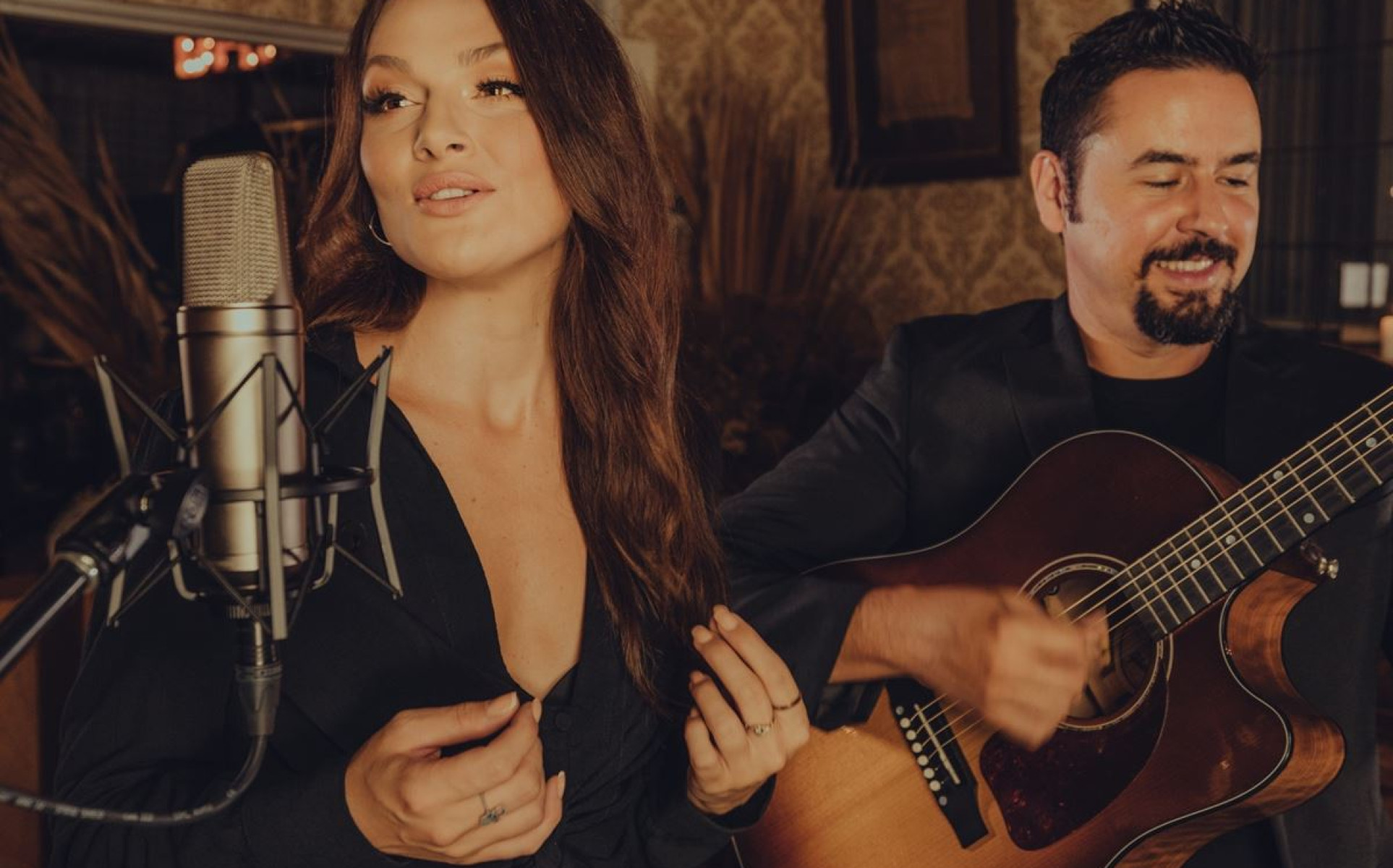 Vanessa Krumma Acoustic, musical duo in Brisbane