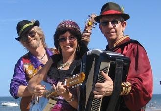 Carnival Gypsy Minstrels, musical trio in Brisbane