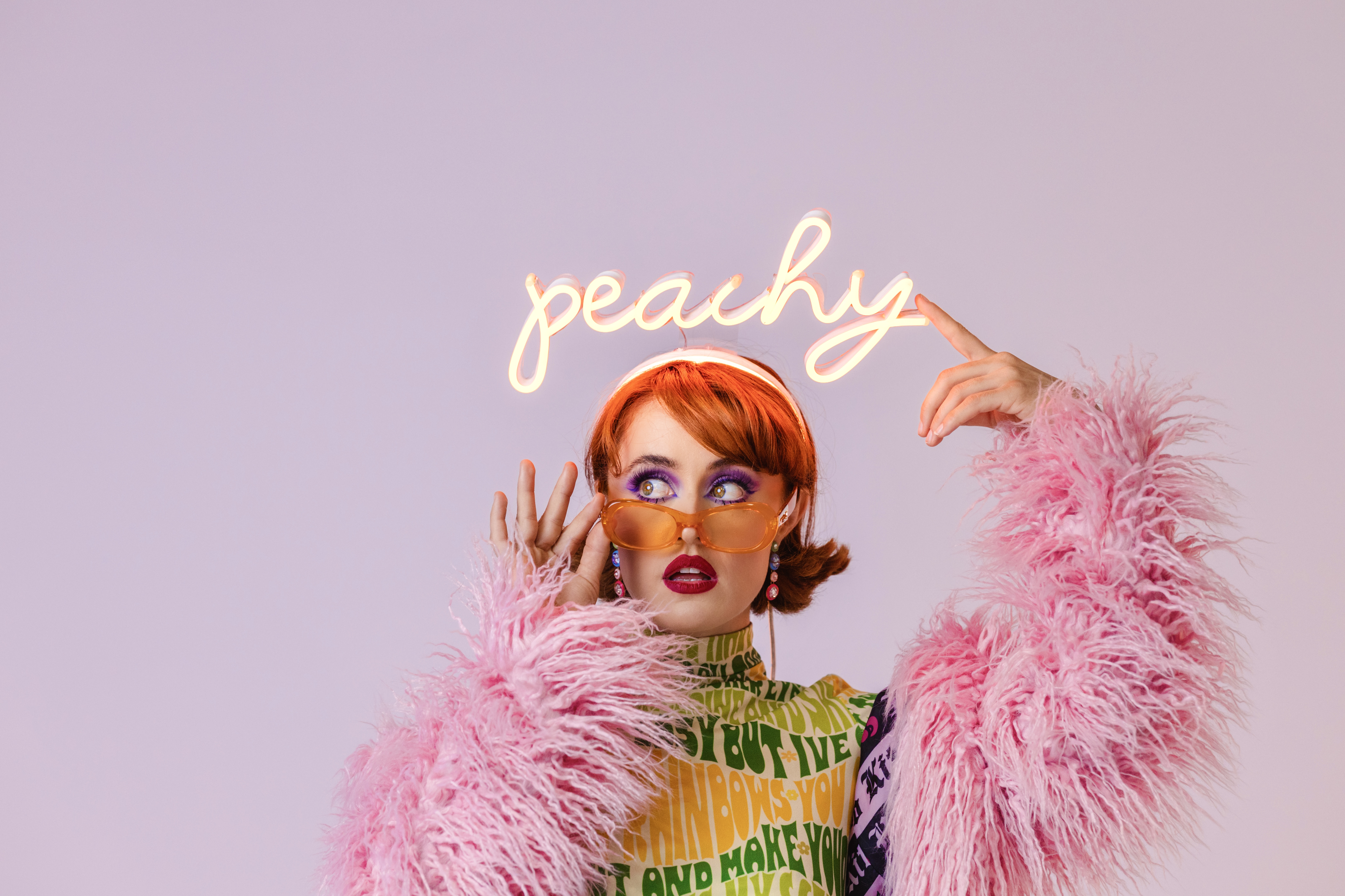Demi Jenkins (Peachy Skaterr), hula hoop in Brisbane