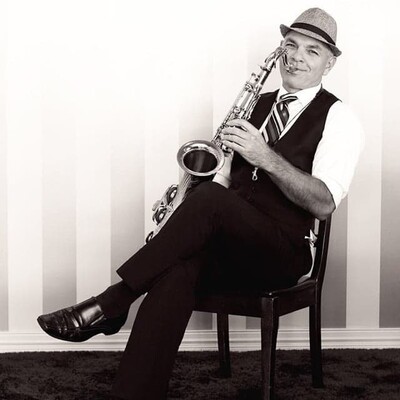 Smooth Operator, saxophone player in Brisbane, photo 2