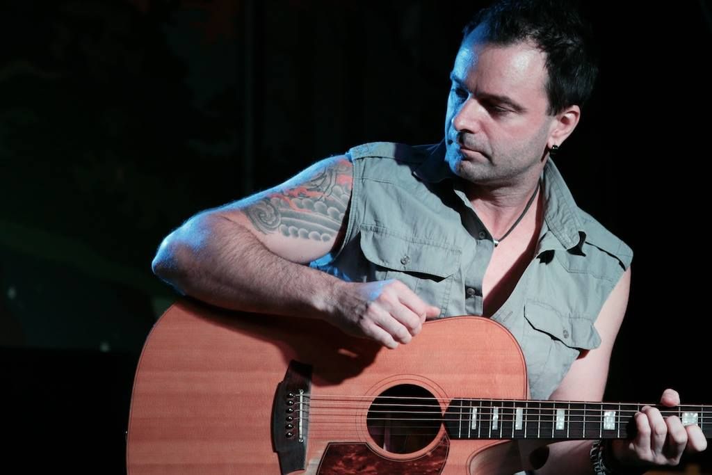 Si Hopman, musical soloist in Brisbane