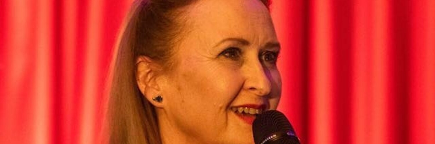 Meg Kiddle, singer in Brisbane, photo 3