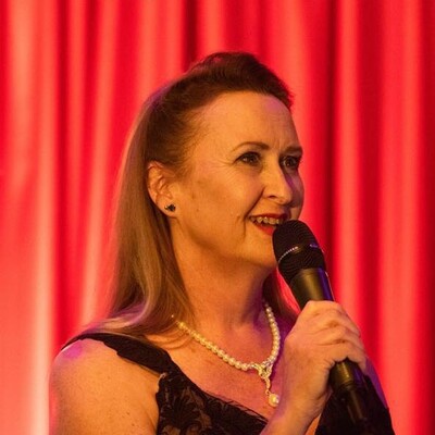 Meg Kiddle, singer in Brisbane, photo 2