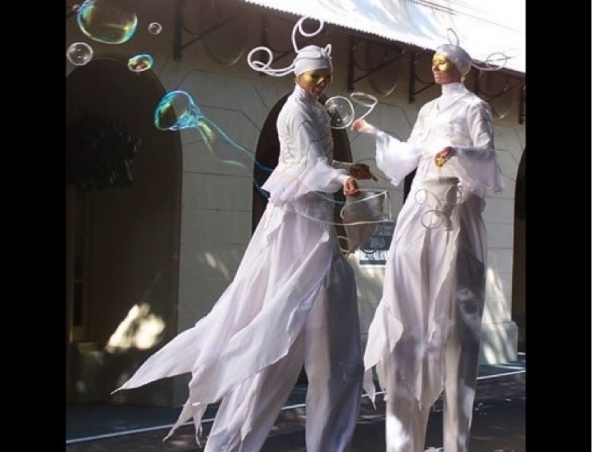 MaAmselle Claire, stilt walker in Brisbane