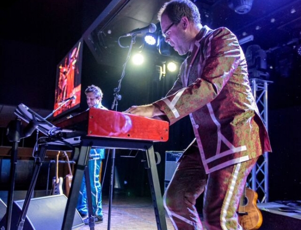Crowded House Split Enz Tribute, tribute band in Brisbane