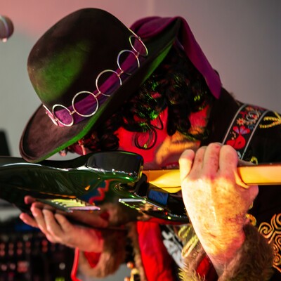 Jimi 3 Exp, tribute band in Brisbane, photo 2