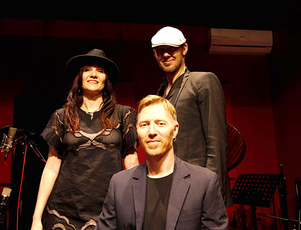 Midnight Express, musical trio in Brisbane