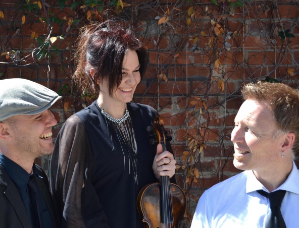 Midnight Express, musical trio in Brisbane, photo 3