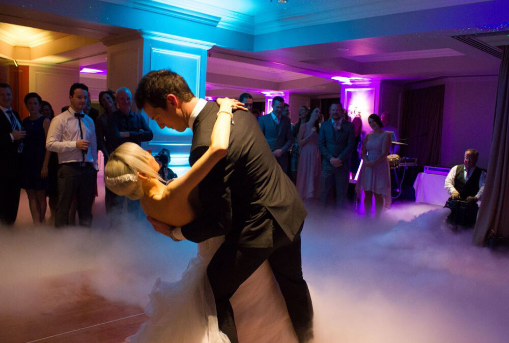 Colliers Entertainment DJ and MC, wedding band in Brisbane, photo 3