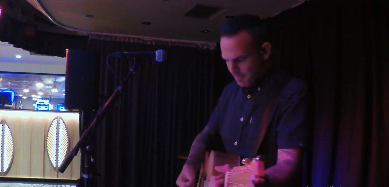 Michael Geeves Acoustic's DJ and Band, wedding band in Brisbane