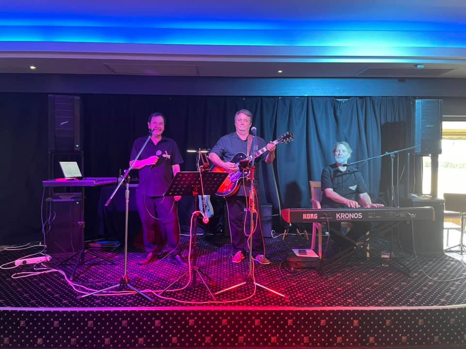 Frost Bite, cover band in Bundaberg Central