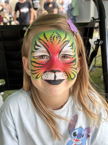Face Painting by Jordana Amaral, live in Bundaberg Central