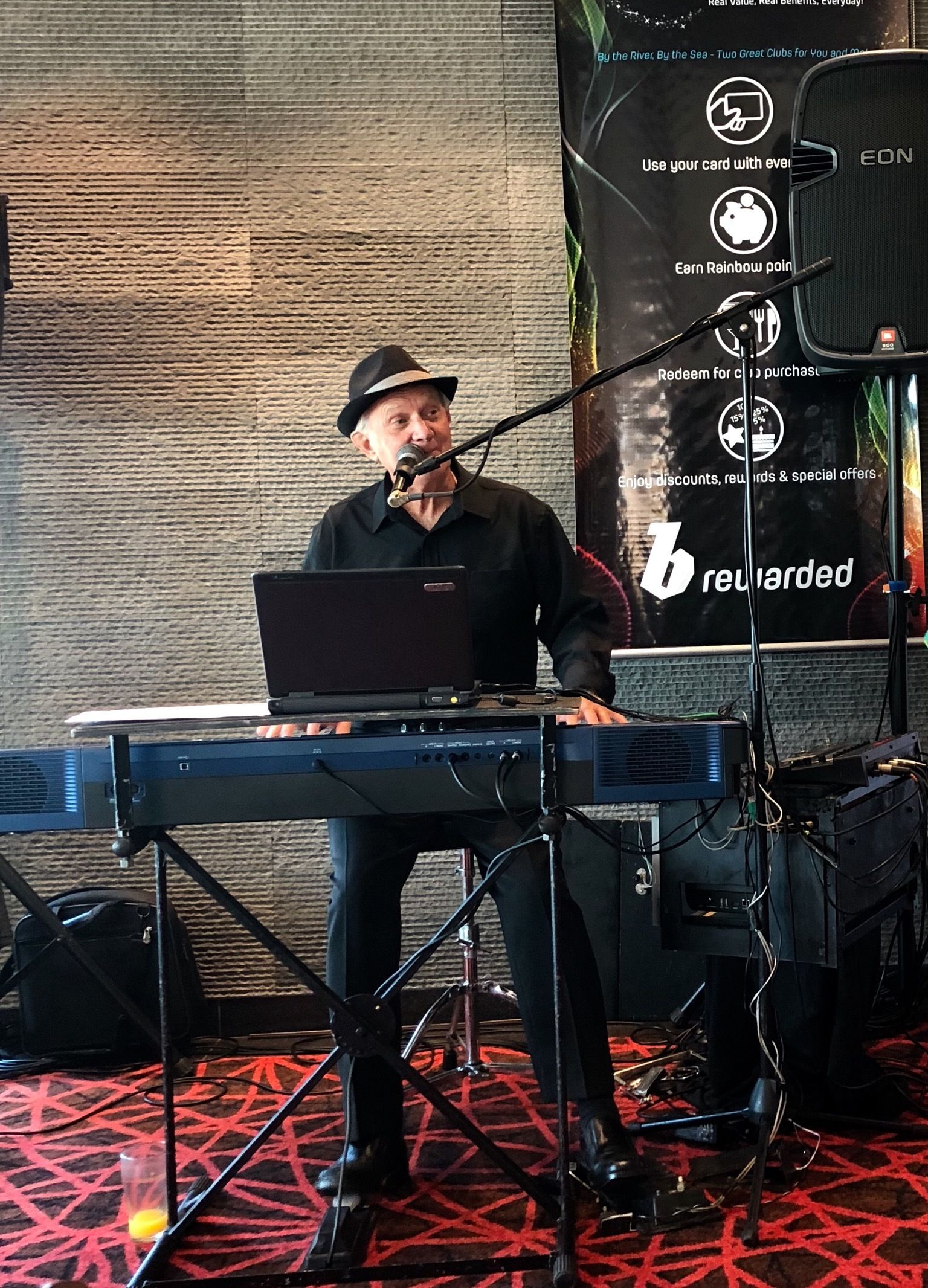 Garry Carlon, pianist in Bundaberg, photo 2