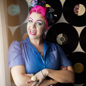 DJ Emma, live in Busselton, photo 2