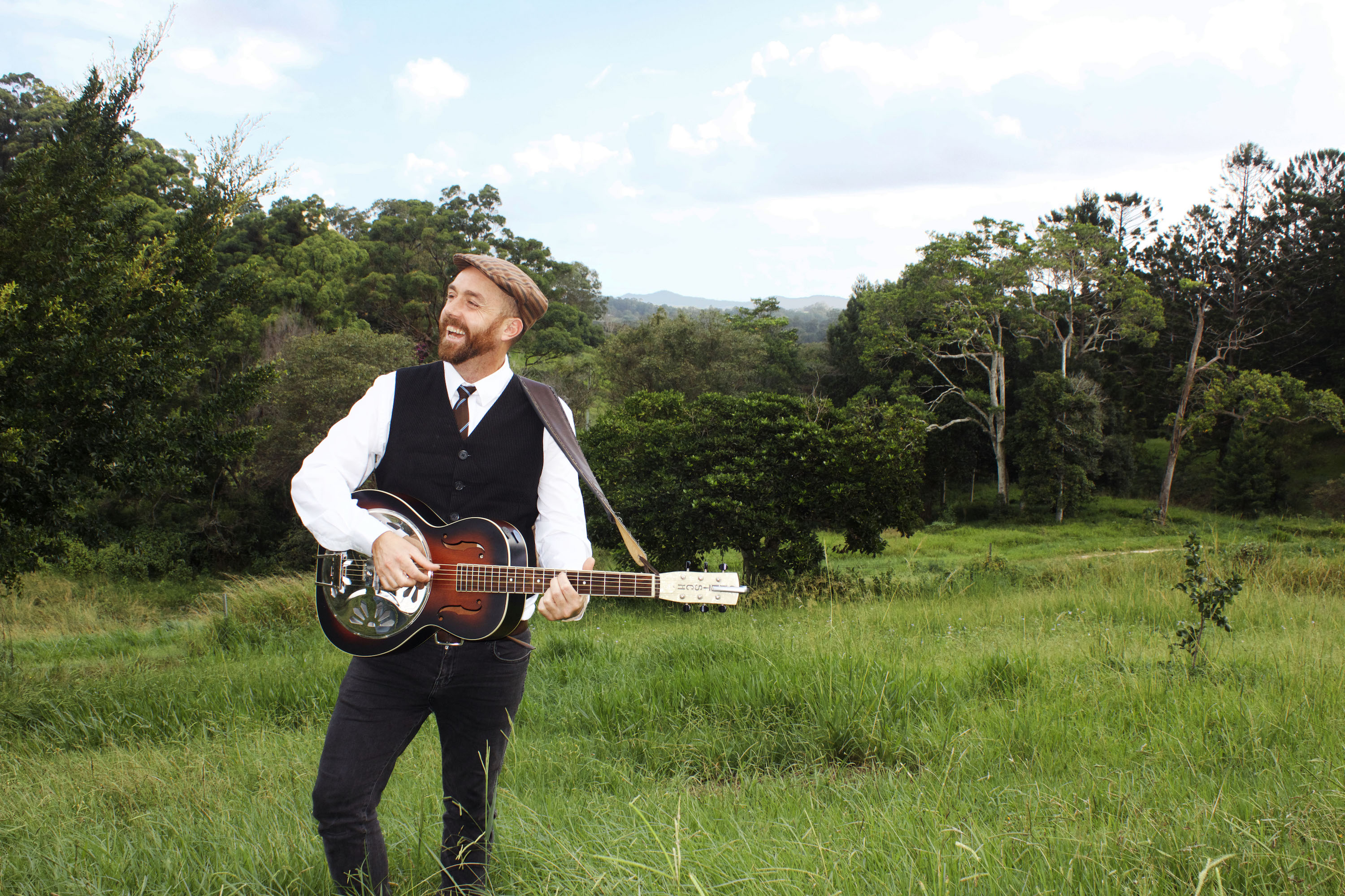 Kent Eastwood, singer-songwriter in Byron Bay