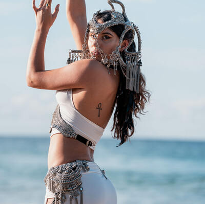 Pantheria Fusion, belly dancer in Byron Bay, photo 2