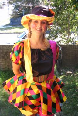 Whoopsi the Clown, live in Byron Bay