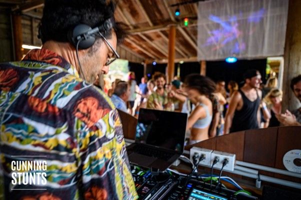 Lippo, dj in Byron Bay