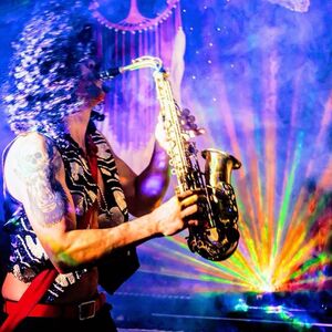 IZAK Scott Music, musical soloist in Cairns, photo 2