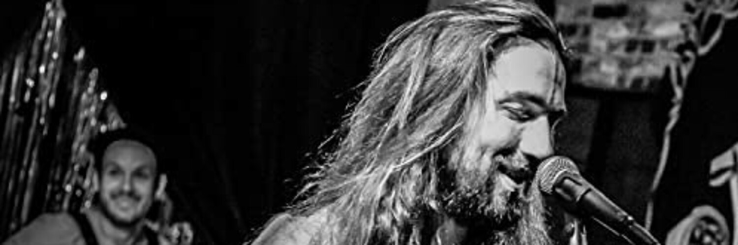 Declan Murray Brown, singer-songwriter in Cairns City, photo 3